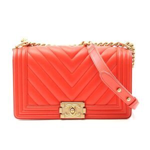 Chanel Boy Chevron Lambskin Shoulder Bag Red
